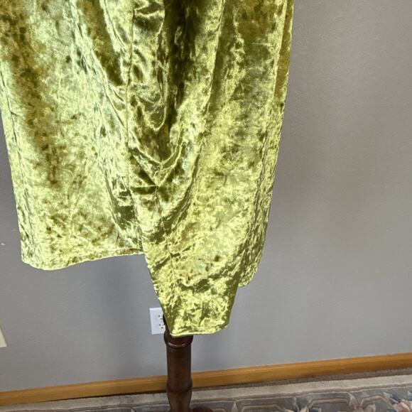 Dressed in Lala Womens Chartreuse Green Crushed Velvet Tunic Size L Long Sleeve - Picture 4 of 9